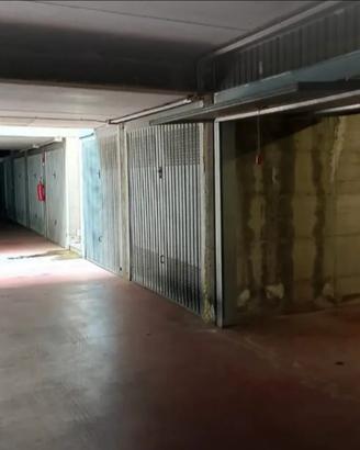 Garage 25mq Lazise