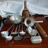 Utensili da cucina degli anni 50