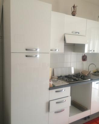 CUCINA BIANCO LUCIDO conforama