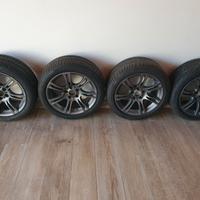 Cerchi originali BMW 18" con gomme invernali