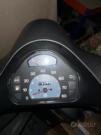 Piaggio Vespa 50 R (V5A1) - 1991