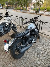 Moto Guzzi V7 Rough 2018