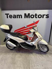 Piaggio Beverly 300 i.e.