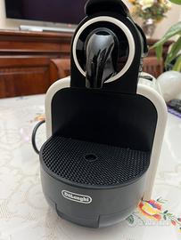 Macchina caffè Nespresso De’Longhi Essenza EN97.W