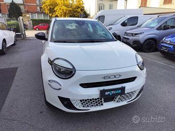 Fiat 600 Hybrid Hybrid 145 CV DCT MHEV Pop