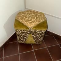 Pouf in velluto damascato verde