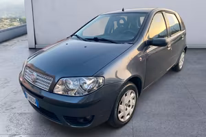 Fiat Punto 1.2 Benzina Euro4 CLIMA – NEOPATENTATI 