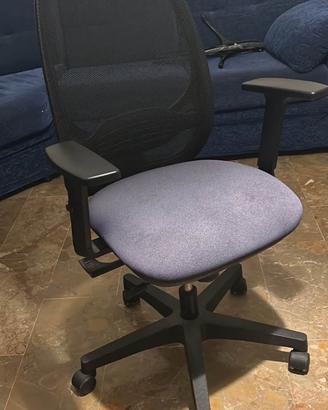 Sedia ufficio girevole regolabile