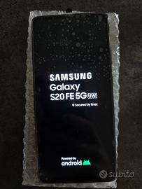 Smartphone Samsung Galaxy S20FE 5G 128GB com nuovo