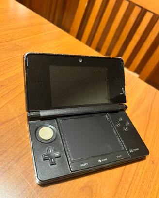 Nintendo 3ds non funzionante per ricambi