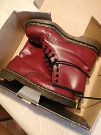 DR. MARTENS N40