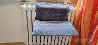 Lettino da termosifone per gatto