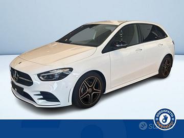Mercedes-Benz Classe B 180d Automatic AMG Lin...