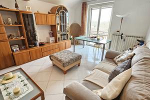 Villa scorciosa appartamento in casa singola 150mq