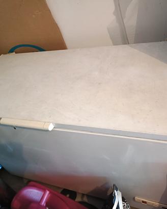Congelatore 132 cm x 62 cm