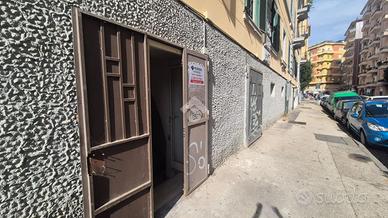 DEPOSITO A NAPOLI
