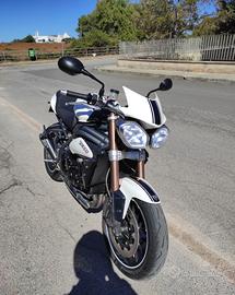 Triumph Speed Triple 1050 - 2011