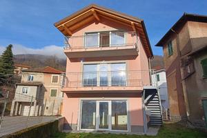 CASA INDIPENDENTE A VALBREVENNA