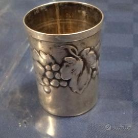 Bicchierino vintage in argento 