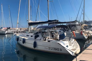 BENETEAU OCEANIS 323