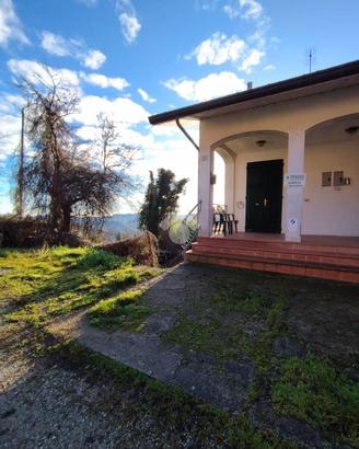 CASA SEMINDIPENDENTE A SOGLIANO AL RUBICONE