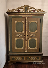 Armadio antico dipinto Josefa Gruber 1873
