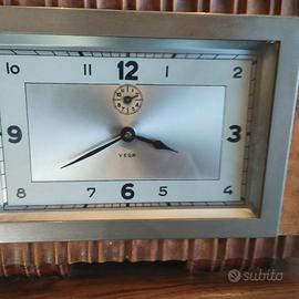 sveglia in noce e radica anni 40