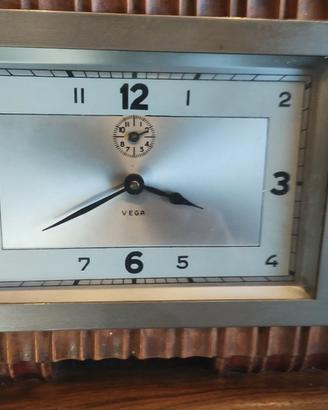 sveglia in noce e radica anni 40