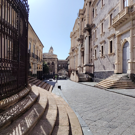 Monovano zona via crociferi