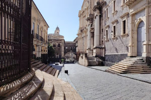 Monovano zona via crociferi