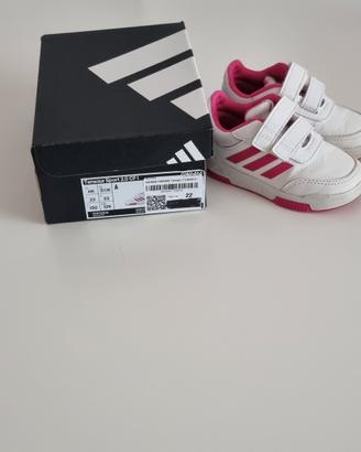 Adidas scarpe bambina tg 22