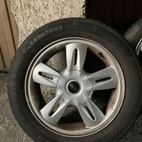 Cerchi 15" MINI 4 fori + gomme invernali