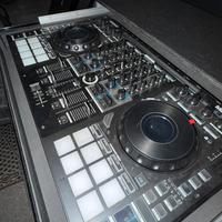 Reloop Mixon 8 Pro console dj