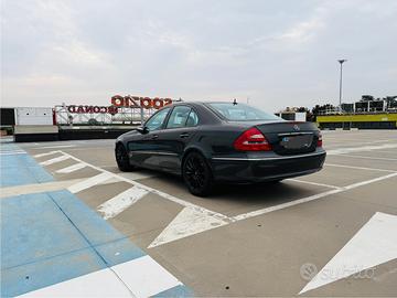 Mercedes-Benz E270(w211)