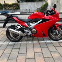 Honda vfr800f