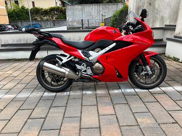 Honda vfr800f