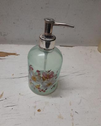 Elegante dispenser per sapone in vetro