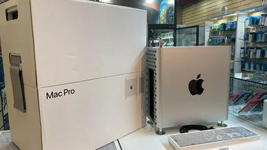 MAC PRO 2019 32GB/256GB +TASTIERA MOUSE E GARANZIA
