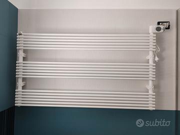 Scaldasalviette termosifone orizzontale nuovo