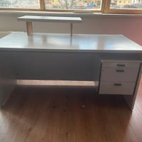 Scrivania 160x80 altezza 75 cm