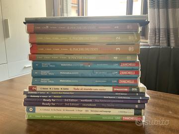 Libri per scuole superiori tutto a 5€