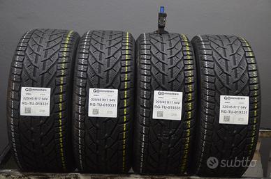 4 Pneumatici 225/45 R17 Strial Winter