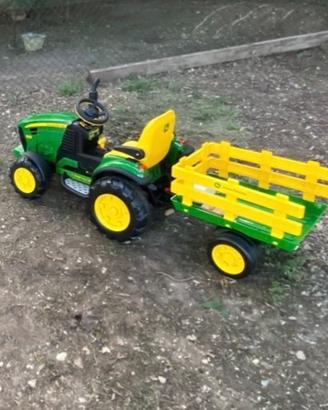 Trattore a batteria jd per bambini con accessori