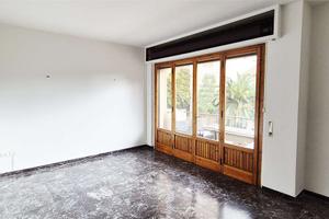 VIA VALENTINI - 4 VANI CON 2 TERRAZZI E CANTINA