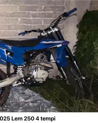 Lem 250 4T 5M 2025