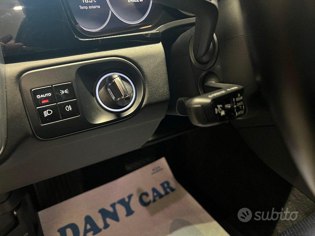 PORSCHE Cayenne 3ªs.'17-->