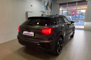 Audi Q2 40 TFSI quattro S tronic Identity Black