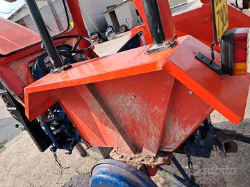 Parafanghi usati trattore fiat 640