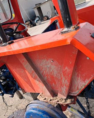 Parafanghi usati trattore fiat 640