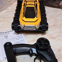 auto/anfibio RC cingolato va x terra d in acqua